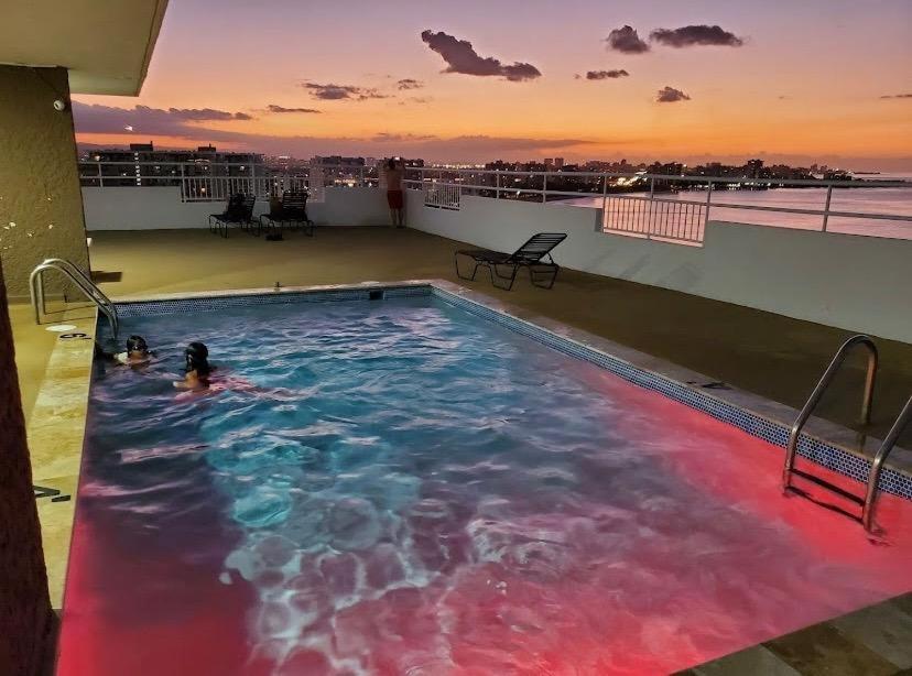 Sea Breezer Vacation Ocean Front En Condominio Playa Mar San Juan Esterno foto
