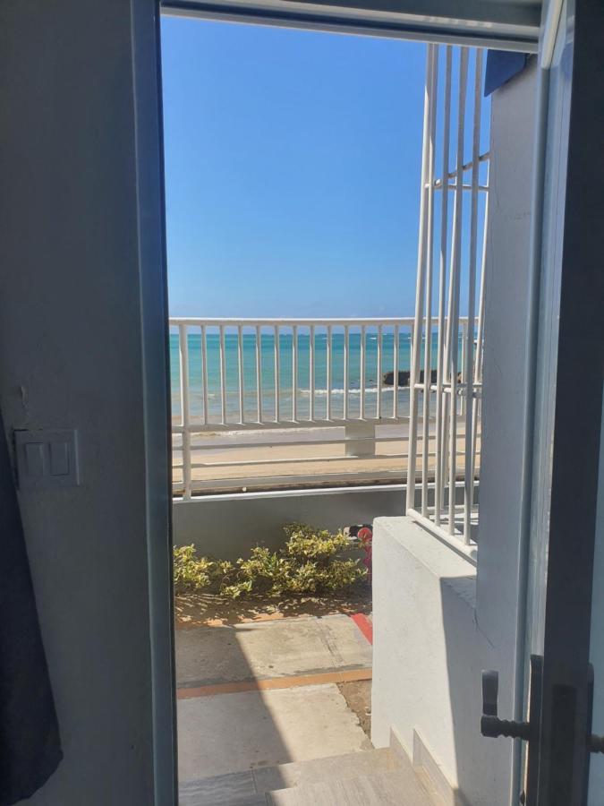 Sea Breezer Vacation Ocean Front En Condominio Playa Mar San Juan Esterno foto